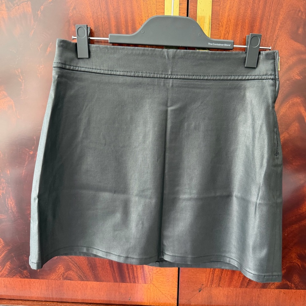 NWT Lilly Pulitzer Sarissa High Rise Coated Mini Skirt Noir Black 6 - Picture 8 of 15
